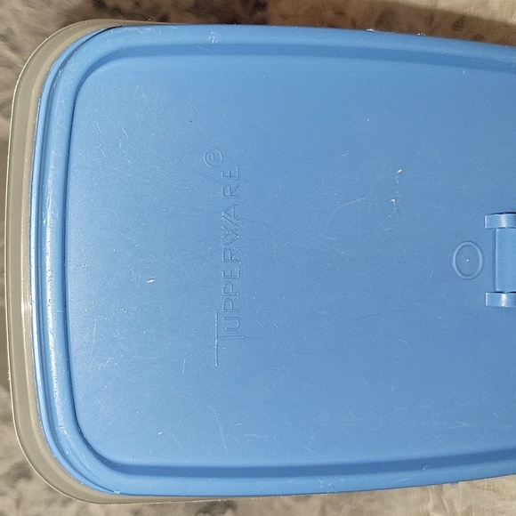 Tupperware: Container - Picture 4 of 7